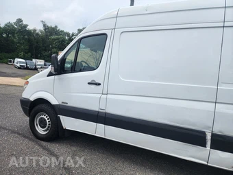 2012 Mercedes-Benz Sprinter 2500 Cargo Van Standard Roof 144.3" WB - miniatura 28
