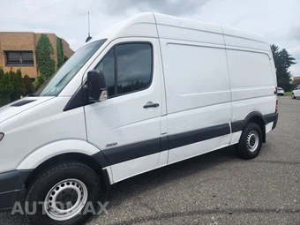 2012 Mercedes-Benz Sprinter 2500 Cargo Van Standard Roof 144.3" WB - miniatura 9