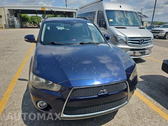 2012 Mitsubishi Outlander SE – miniatura 2