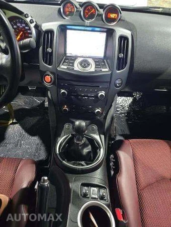 2012 Nissan 370Z Touring Convertible - miniatura 10