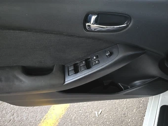 2012 Nissan Altima 2.5 S Sedan – miniatura 9