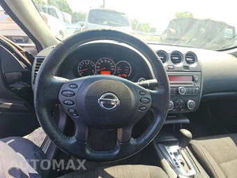 2012 Nissan Altima 2.5 S Sedan – miniatura 10