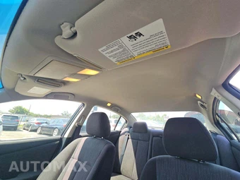 2012 Nissan Altima 2.5 S Sedan – miniatura 11