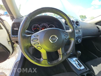2012 Nissan Altima 2.5 S Sedan – miniatura 10