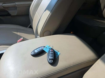 2012 Nissan Armada Platinum – miniatura 5