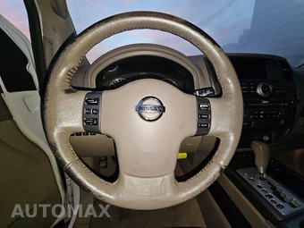 2012 Nissan Armada Platinum – miniatura 10