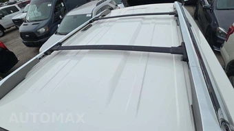 2012 Nissan Armada Platinum – miniatura 42