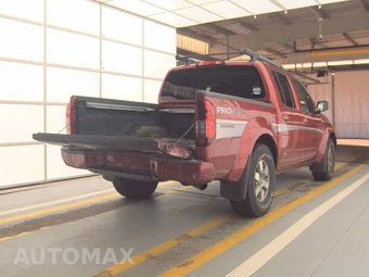 2012 Nissan Frontier PRO-4X Crew Cab Medium Bed – miniatura 4