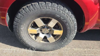 2012 Nissan Frontier PRO-4X Crew Cab Medium Bed – miniatura 46