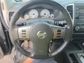 2012 Nissan Frontier PRO-4X Crew Cab Medium Bed – miniatura 10