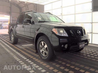 2012 Nissan Frontier PRO-4X Crew Cab Medium Bed – miniatura 3