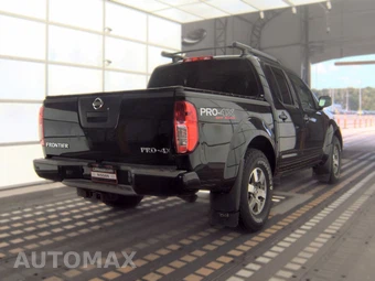 2012 Nissan Frontier PRO-4X Crew Cab Medium Bed – miniatura 4