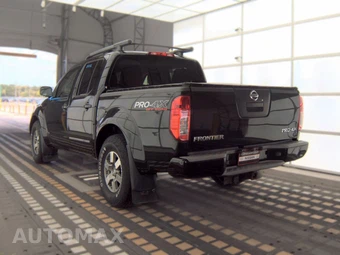 2012 Nissan Frontier PRO-4X Crew Cab Medium Bed – miniatura 6