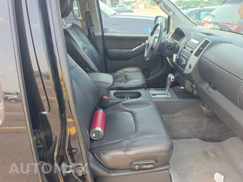 2012 Nissan Frontier PRO-4X Crew Cab Medium Bed – miniatura 8