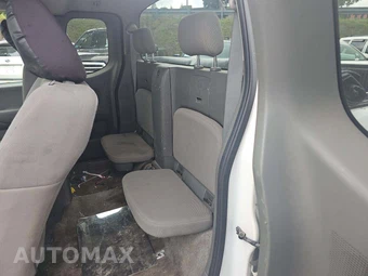 2012 Nissan Frontier S Extended Cab Medium Bed – miniatura 10