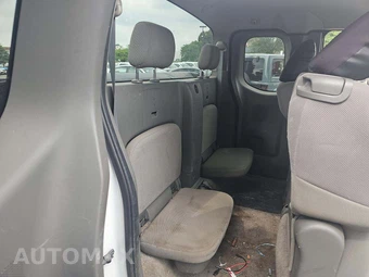 2012 Nissan Frontier S Extended Cab Medium Bed – miniatura 13