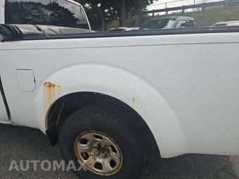 2012 Nissan Frontier S Extended Cab Medium Bed – miniatura 32