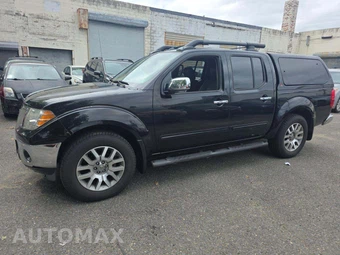2012 Nissan Frontier SL Crew Cab Medium Bed