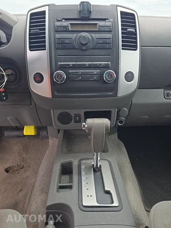 2012 Nissan Frontier SV Crew Cab Medium Bed - miniatura 11