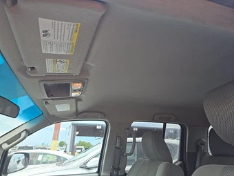 2012 Nissan Frontier SV Crew Cab Medium Bed - miniatura 17
