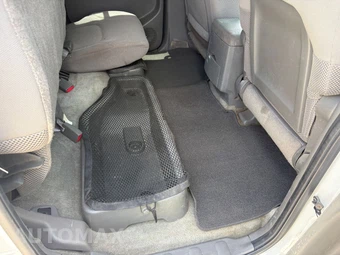 2012 Nissan Frontier SV Crew Cab Medium Bed - miniatura 21