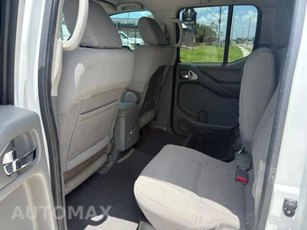 2012 Nissan Frontier SV Crew Cab Medium Bed - miniatura 24