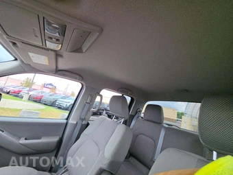 2012 Nissan Frontier SV Crew Cab Medium Bed - miniatura 11