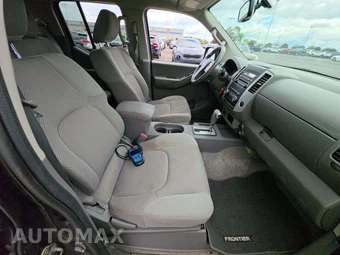 2012 Nissan Frontier SV Crew Cab Medium Bed - miniatura 18