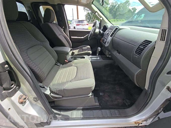 2012 Nissan Frontier SV Extended Cab Medium Bed – miniatura 15