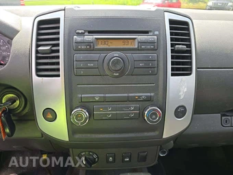 2012 Nissan Frontier SV Extended Cab Medium Bed – miniatura 7