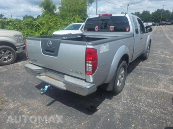 2012 Nissan Frontier SV Extended Cab Medium Bed – miniatura 3