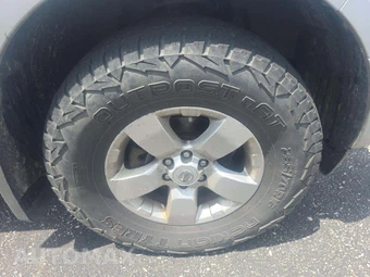 2012 Nissan Frontier SV Extended Cab Medium Bed – miniatura 38