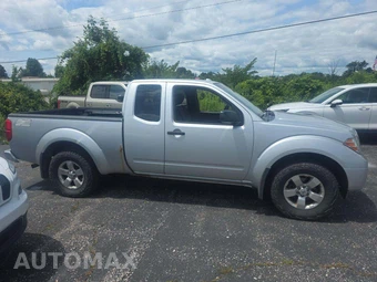 2012 Nissan Frontier SV Extended Cab Medium Bed – miniatura 4