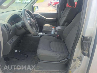 2012 Nissan Frontier SV Extended Cab Medium Bed – miniatura 6