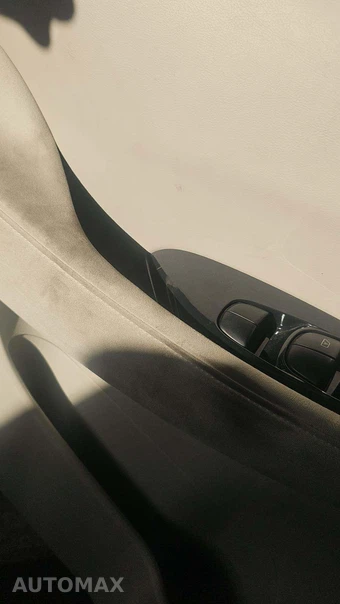 2012 Nissan LEAF SL – miniatura 31