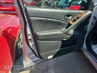2012 Nissan Murano LE – miniatura 9