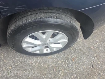 2012 Nissan Murano SL – miniatura 11