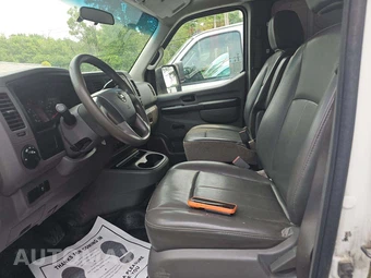 2012 Nissan NV1500 Cargo S 146.1" WB - miniatura 6