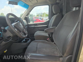 2012 Nissan NV1500 Cargo SV 146.1" WB - miniatura 7