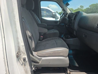 2012 Nissan NV1500 Cargo SV 146.1" WB - miniatura 8