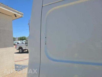 2012 Nissan NV2500 HD Cargo S High Roof 146.1" WB - miniatura 28