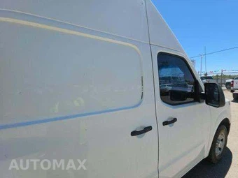 2012 Nissan NV2500 HD Cargo S High Roof 146.1" WB - miniatura 34