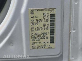 2012 Nissan NV2500 HD Cargo S High Roof 146.1" WB - miniatura 5