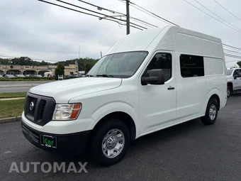 2012 Nissan NV2500 HD Cargo S High Roof 146.1" WB - miniatura 2