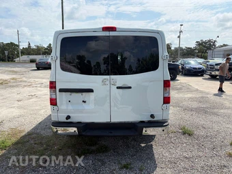 2012 Nissan NV2500 HD Cargo SV Standard Roof 146.1" WB - miniatura 4
