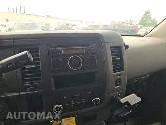 2012 Nissan NV3500 HD Cargo S High Roof 146.1" WB - miniatura 11