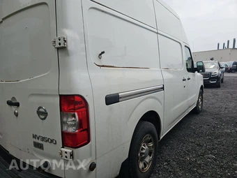 2012 Nissan NV3500 HD Cargo S High Roof 146.1" WB - miniatura 4