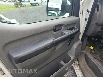 2012 Nissan NV3500 HD Cargo S High Roof 146.1" WB - miniatura 9
