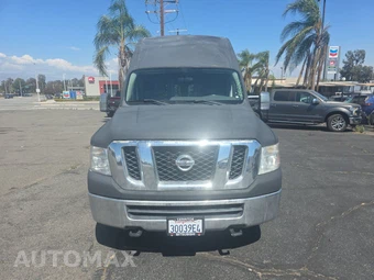 2012 Nissan NV3500 HD Cargo SV High Roof 146.1" WB - miniatura 2