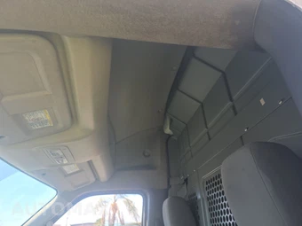 2012 Nissan NV3500 HD Cargo SV High Roof 146.1" WB - miniatura 23
